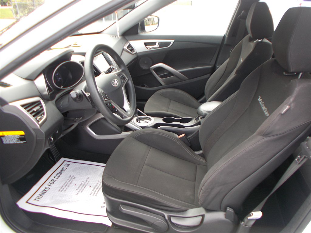 2016 Hyundai Veloster - $10,000