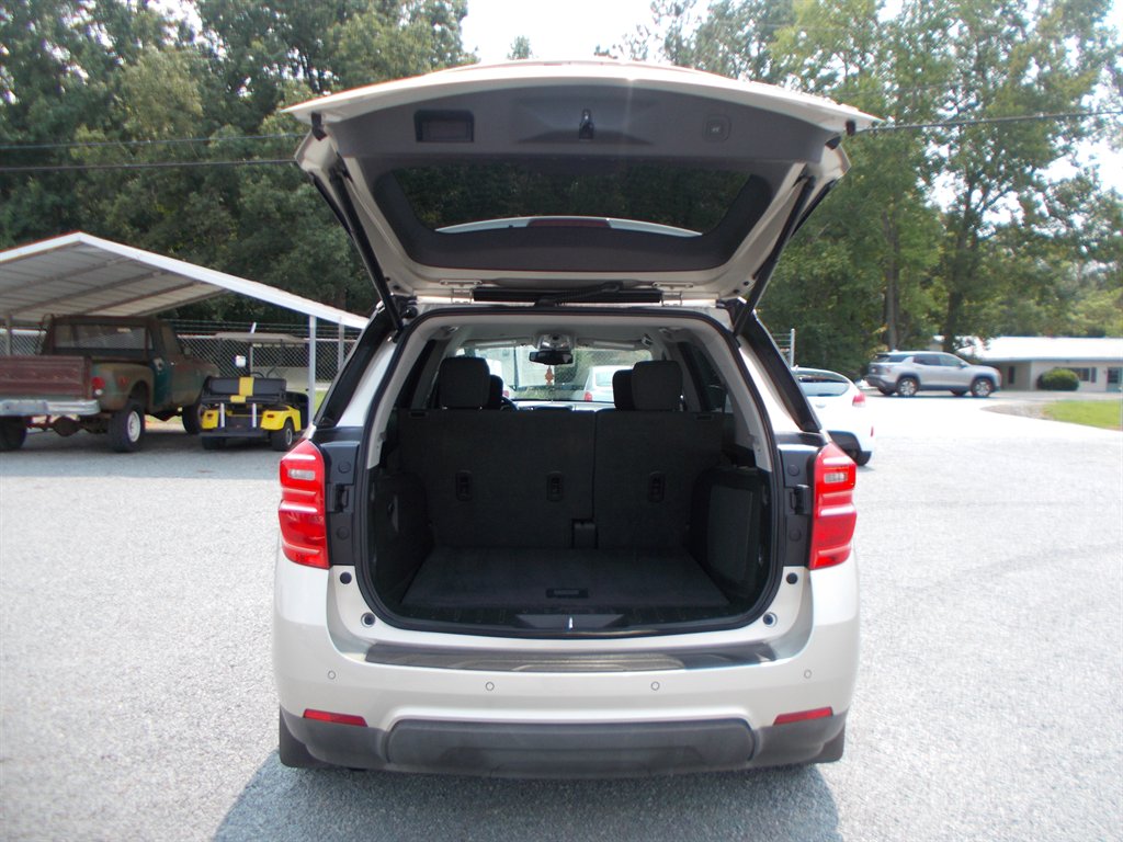 2016 Chevrolet Equinox - $10,500