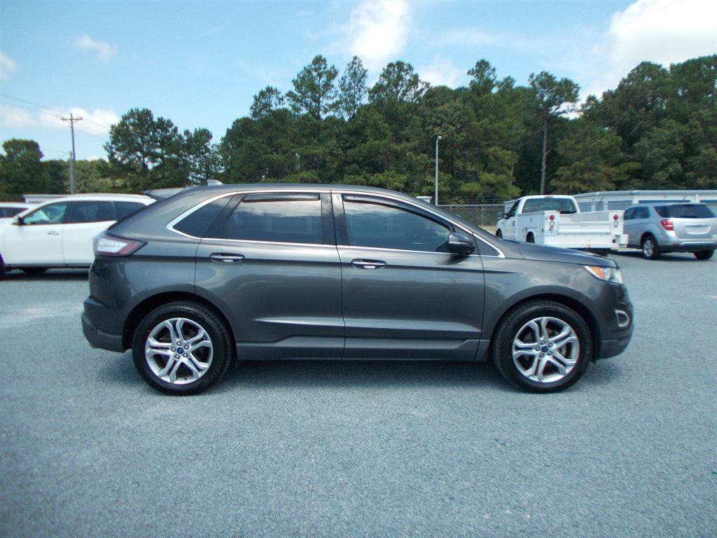 2017 Ford Edge - $11,000