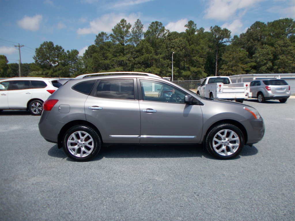 2013 Nissan Rogue - $9,500
