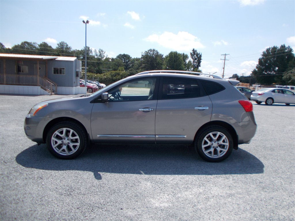 2013 Nissan Rogue - $9,500