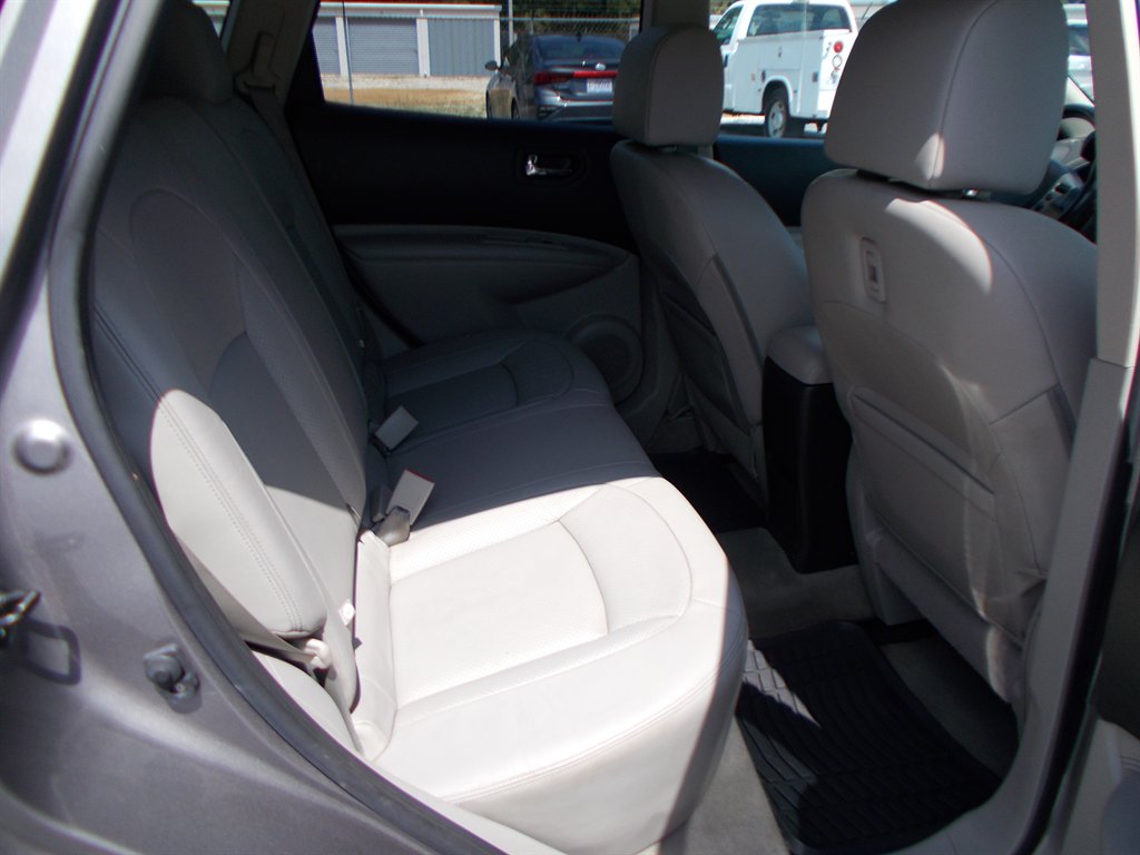 2013 Nissan Rogue - $9,500