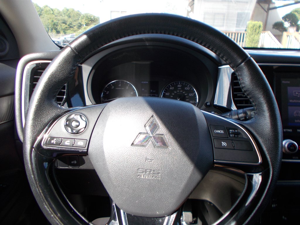 2020 Mitsubishi Outlander - $12,500