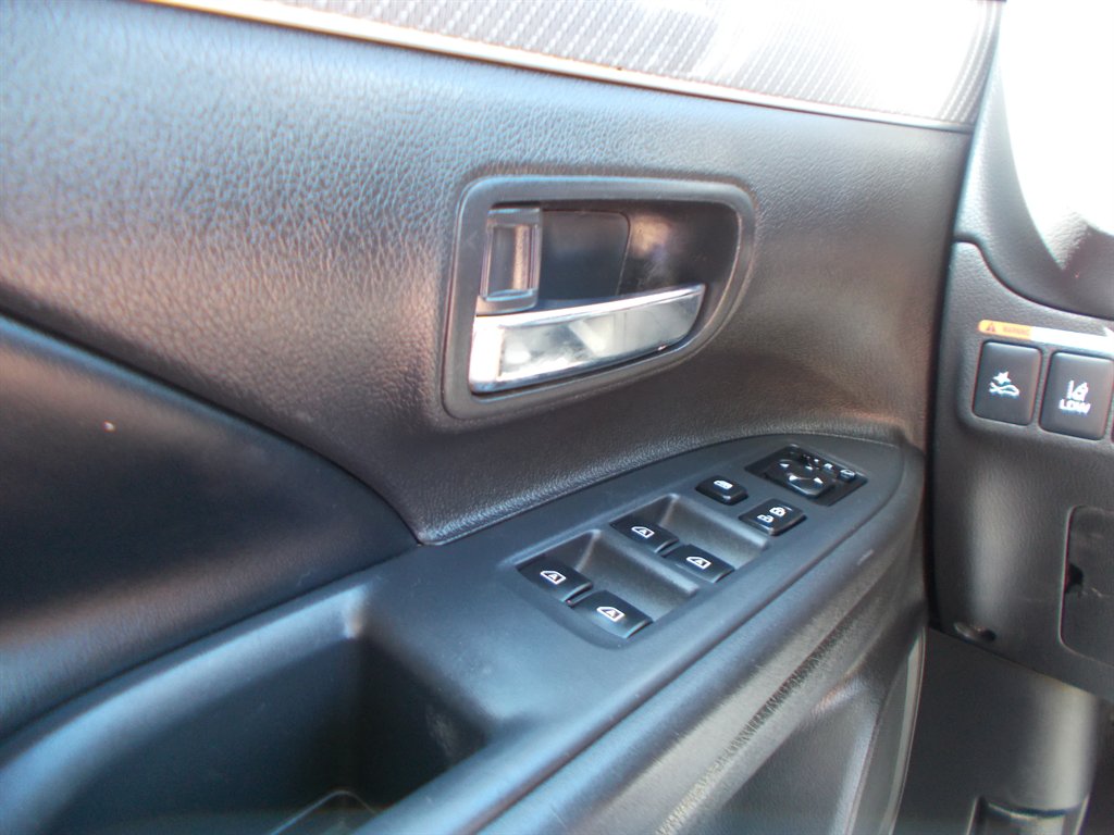 2020 Mitsubishi Outlander - $12,500