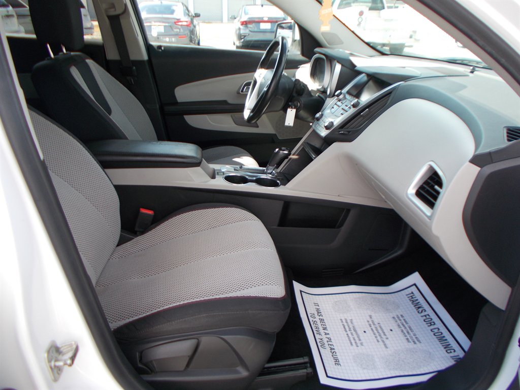 2017 Chevrolet Equinox - $10,000