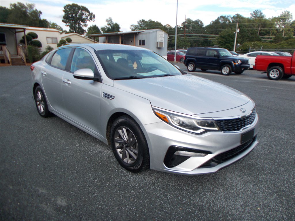 2020 Kia Optima - $10,000