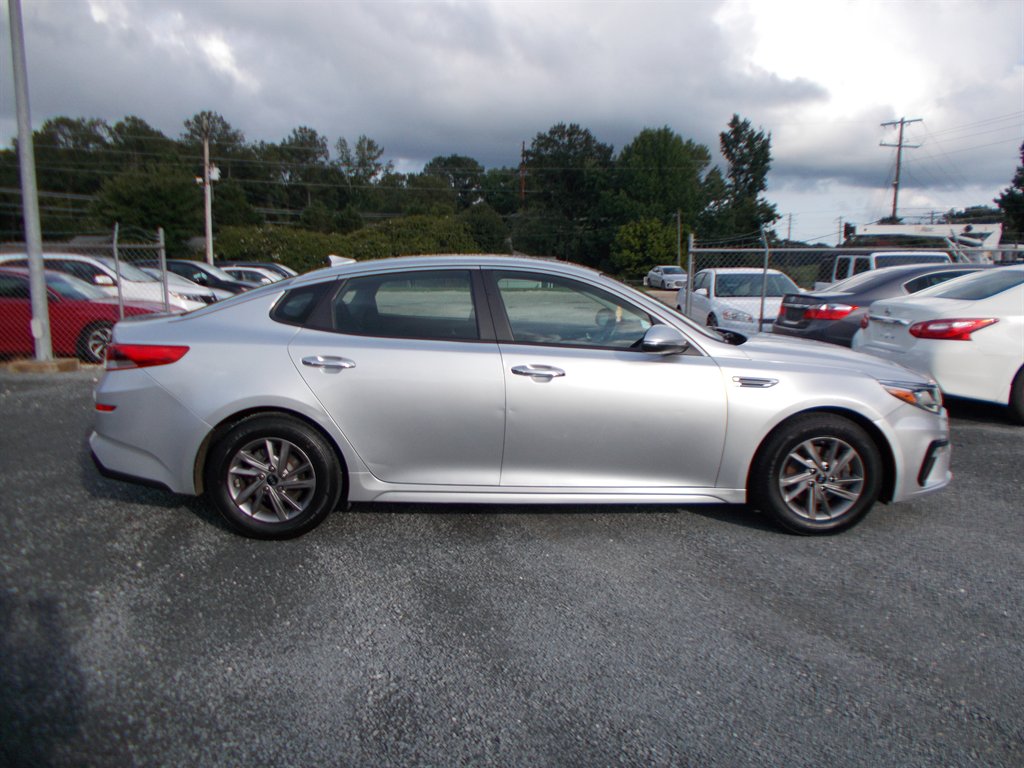 2020 Kia Optima - $10,000