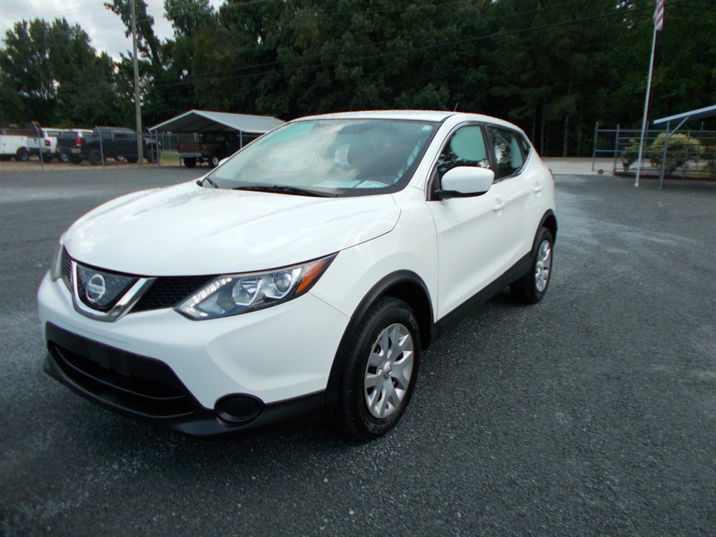 2018 Nissan Rogue - $10,500