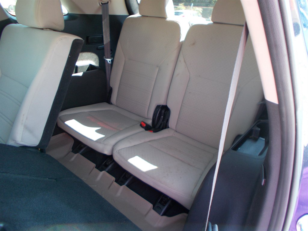 2017 Kia Sorento - $10,000