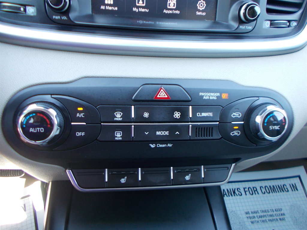 2017 Kia Sorento - $10,000