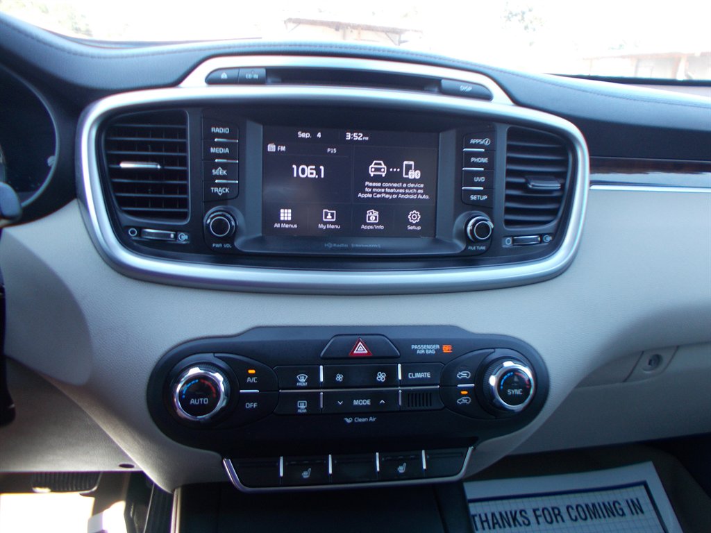 2017 Kia Sorento - $10,000