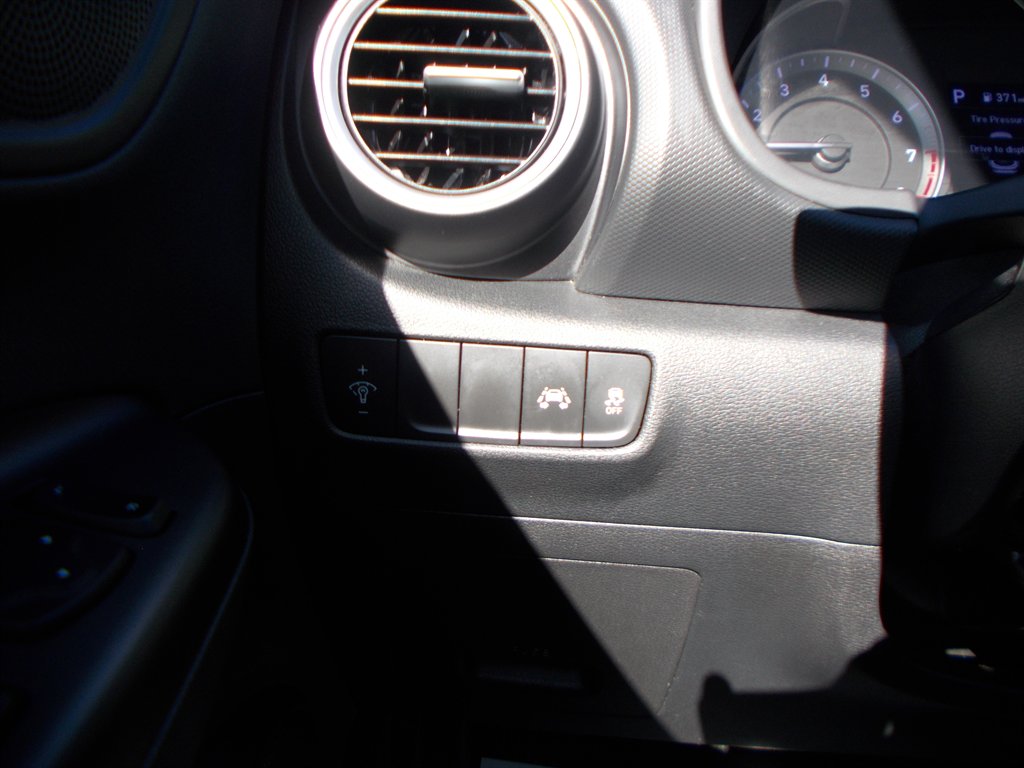 2021 Hyundai Kona - $10,000