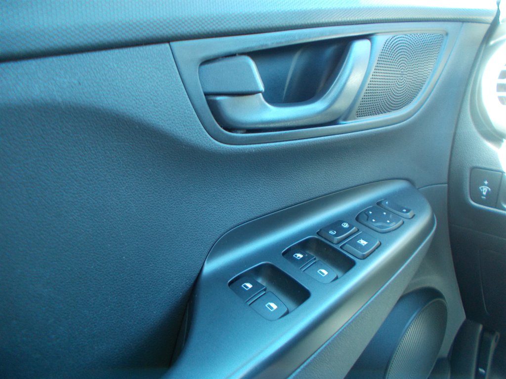 2021 Hyundai Kona - $10,000