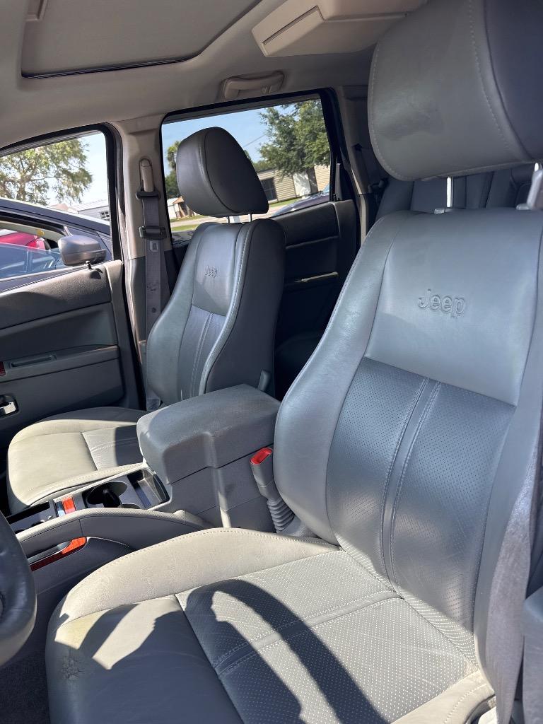 2005 Jeep Grand Cherokee Limited photo