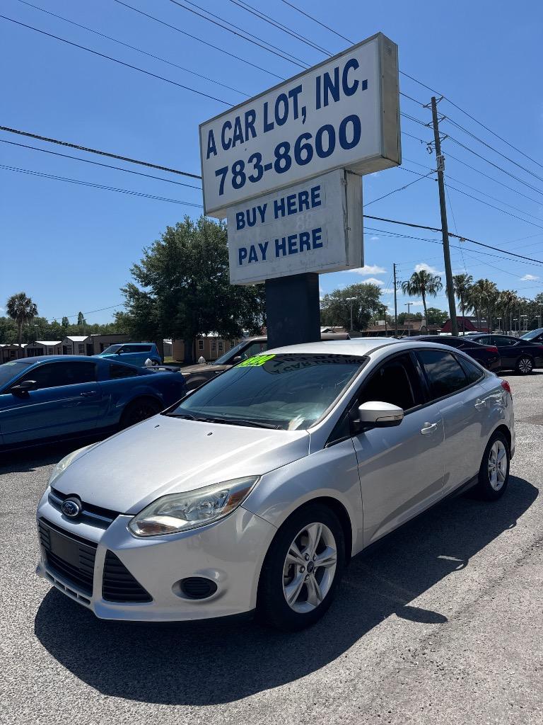 2014 Ford Focus SE photo