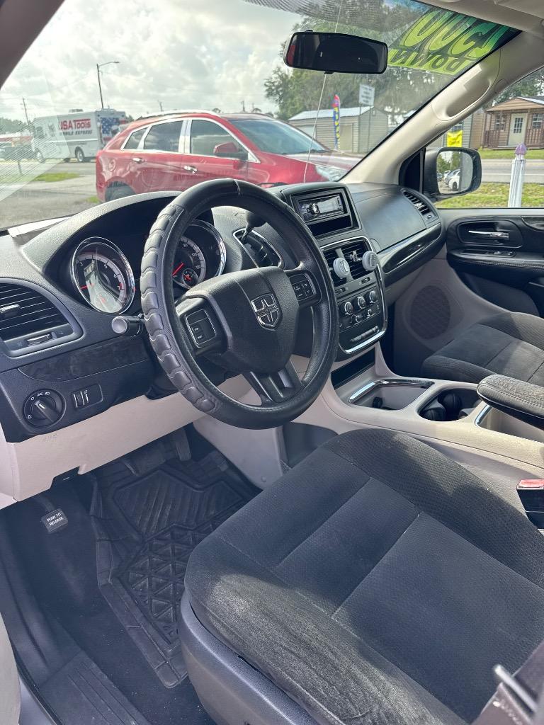 2016 Dodge Grand Caravan - $8,500