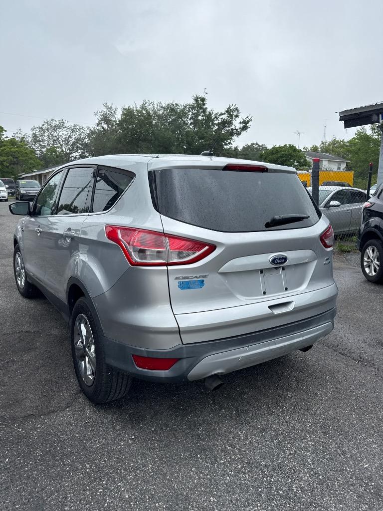 2014 Ford Escape SE photo