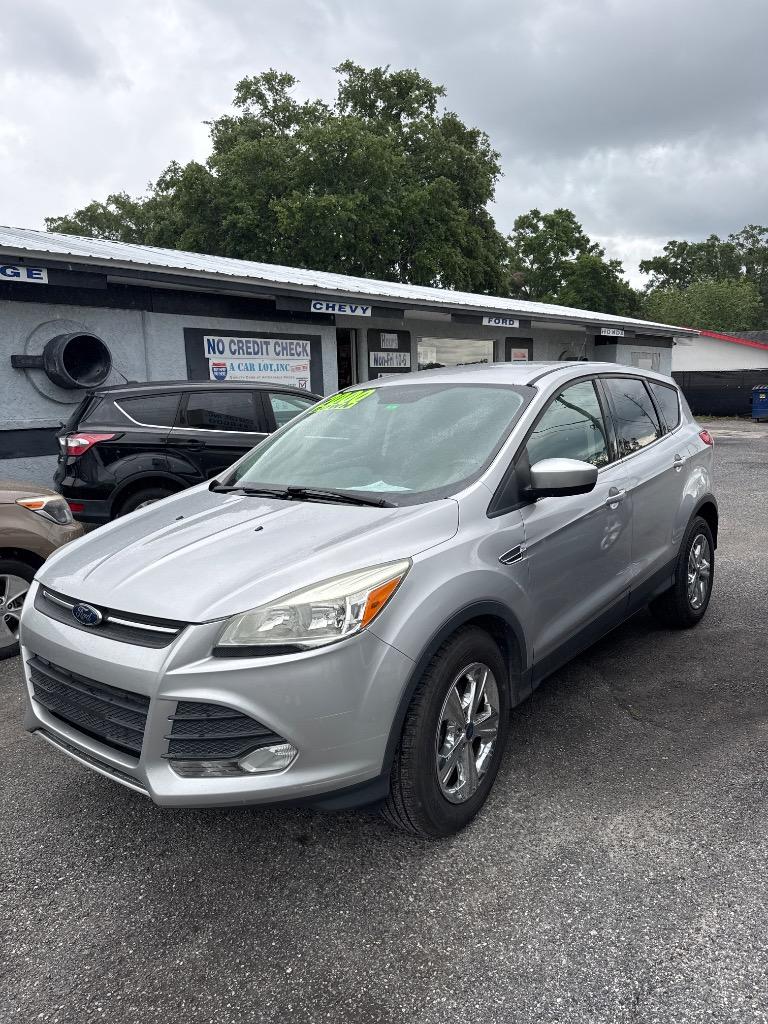 2014 Ford Escape SE photo