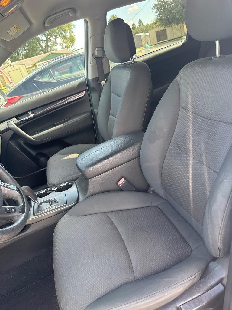 2013 Kia Sorento - $5,950