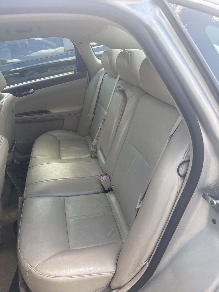 2008 Chevrolet Impala LT photo