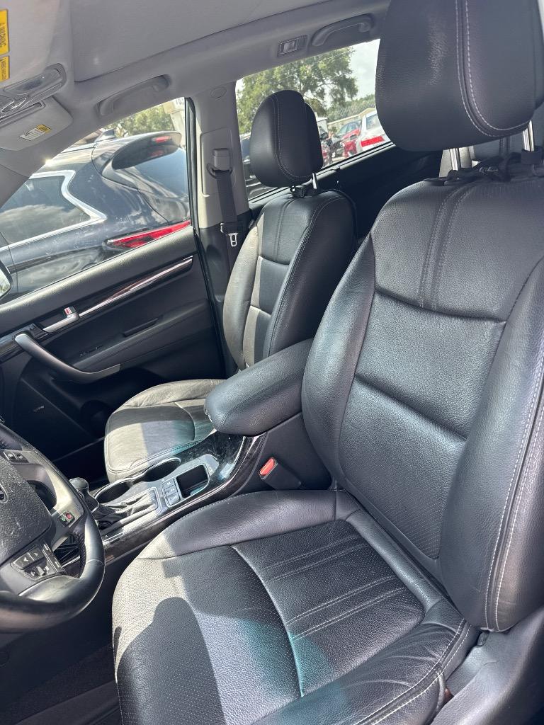 2014 Kia Sorento - $7,500