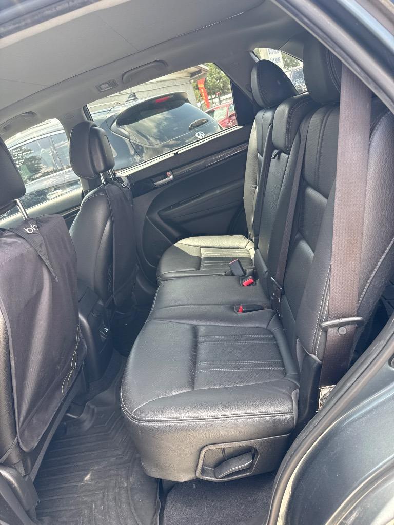 2014 Kia Sorento - $7,500