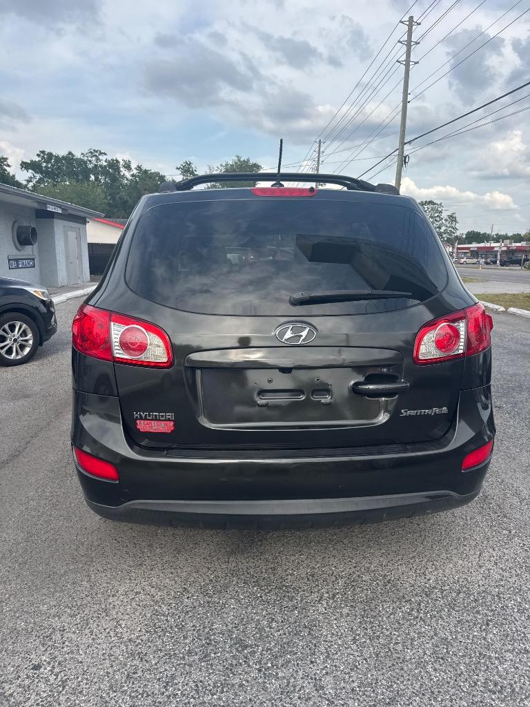 2010 Hyundai Santa Fe GLS photo