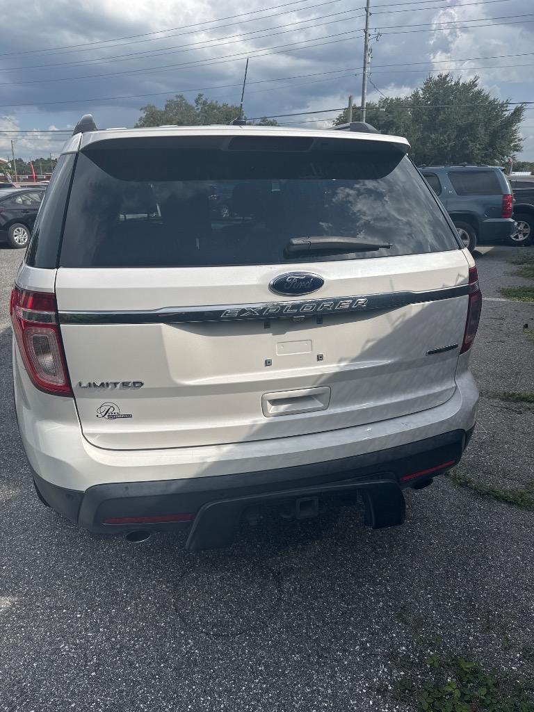 2014 Ford Explorer - $5,500