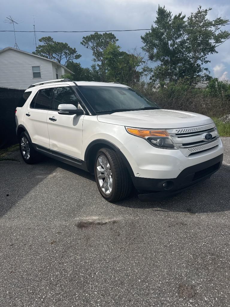 2014 Ford Explorer - $5,500