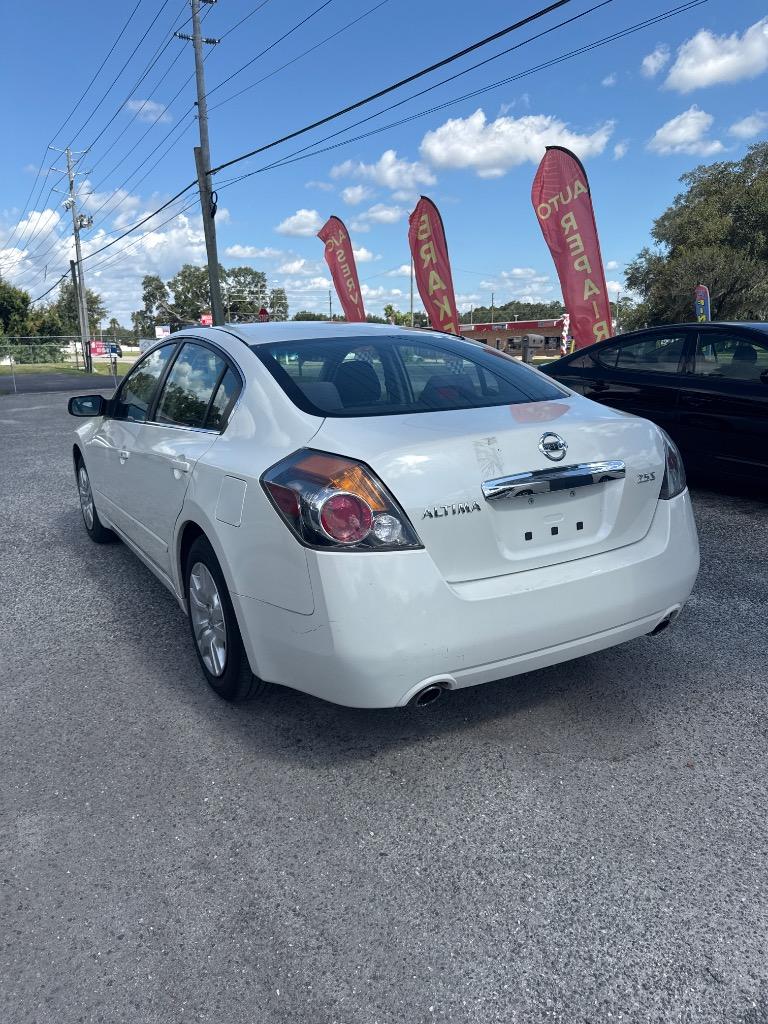 2012 Nissan Altima - $5,500