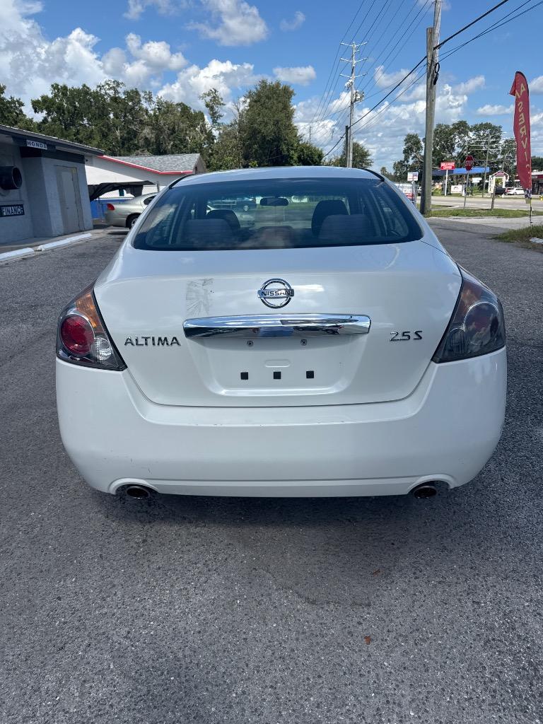 2012 Nissan Altima - $5,500
