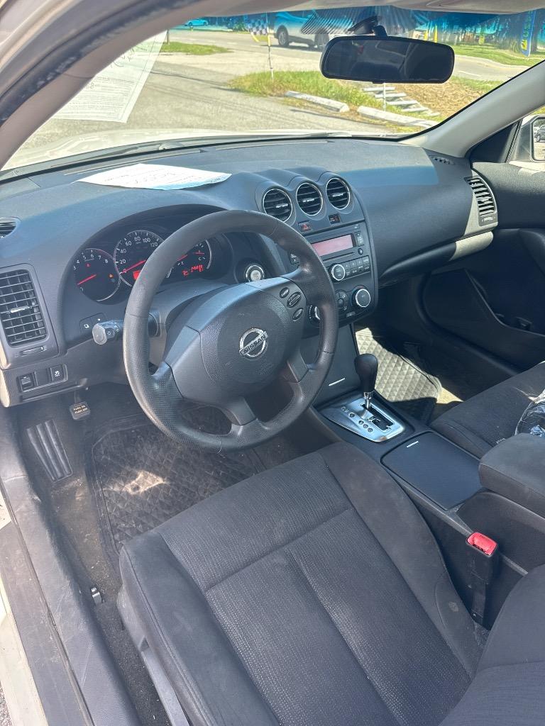 2012 Nissan Altima - $5,500