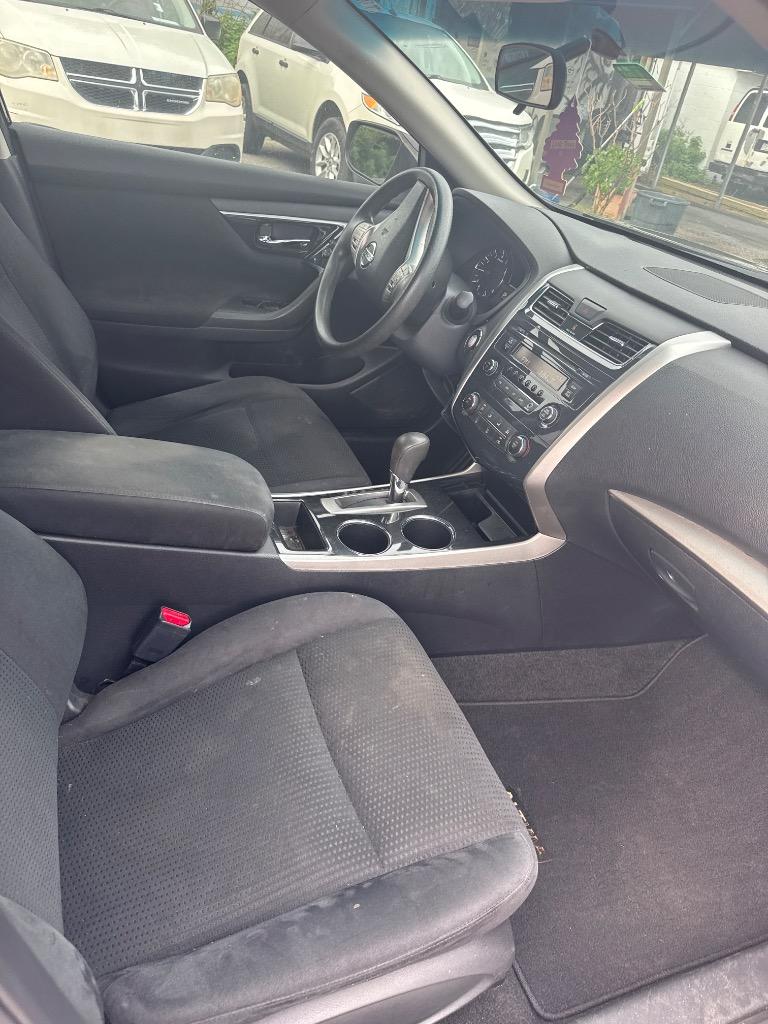 2014 Nissan Altima - $6,500