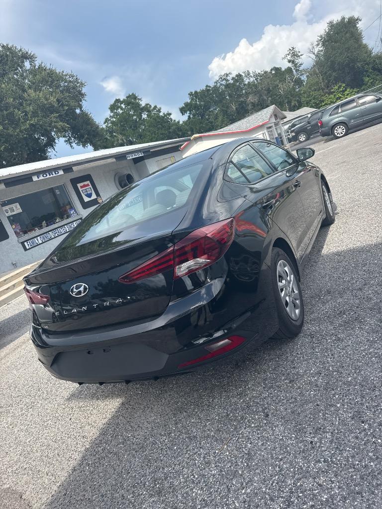 2020 Hyundai Elantra - $12,500