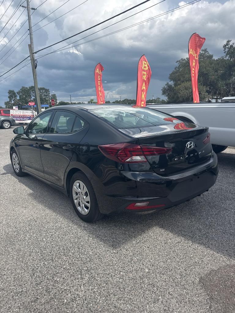 2020 Hyundai Elantra - $12,500