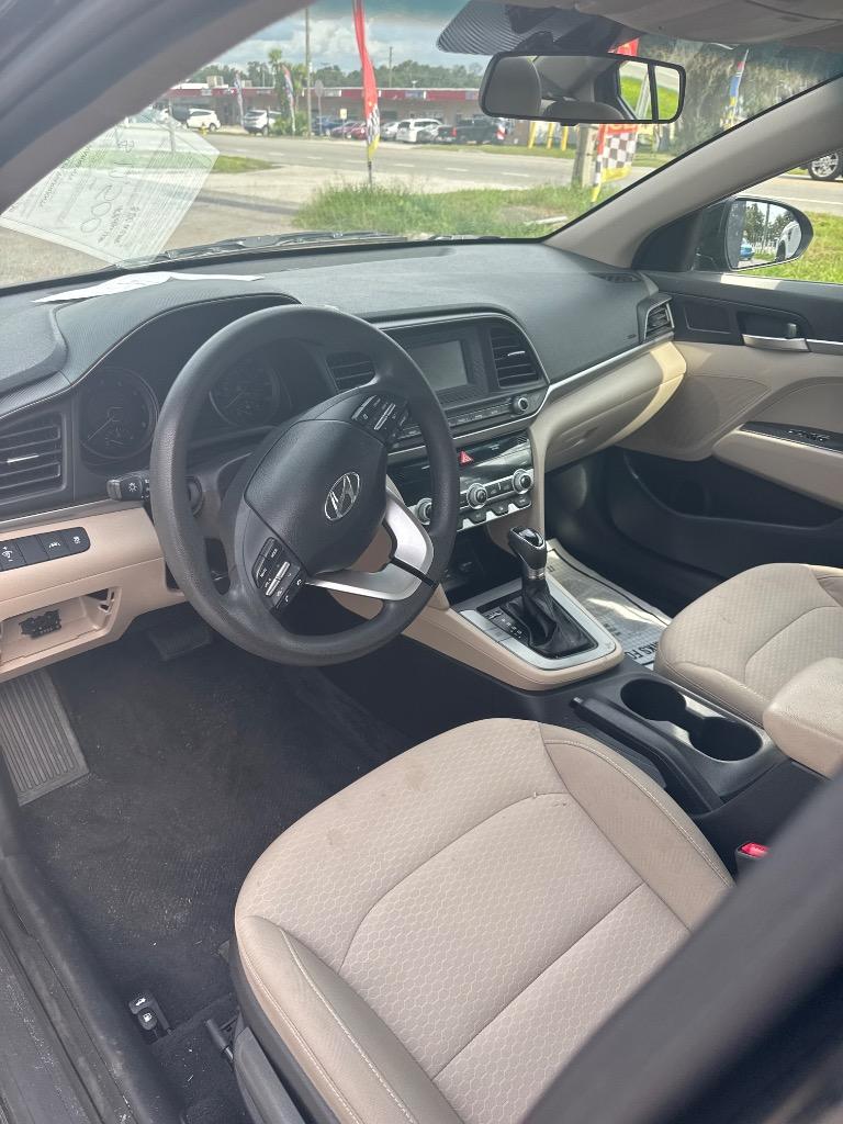 2020 Hyundai Elantra - $12,500