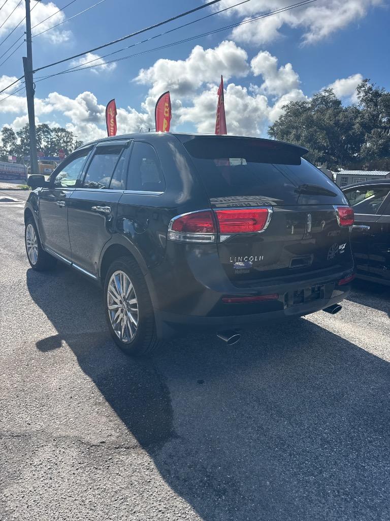 2011 Lincoln MKX - $5,950