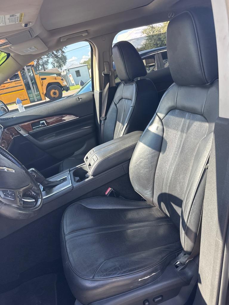 2011 Lincoln MKX - $5,950