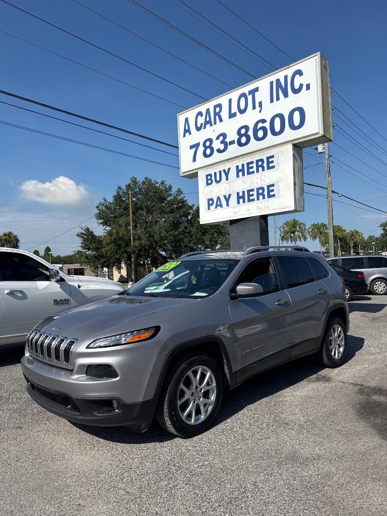 2018 Jeep Cherokee - $11,500