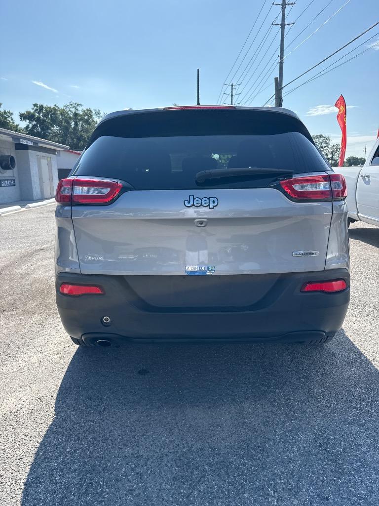 2018 Jeep Cherokee - $11,500