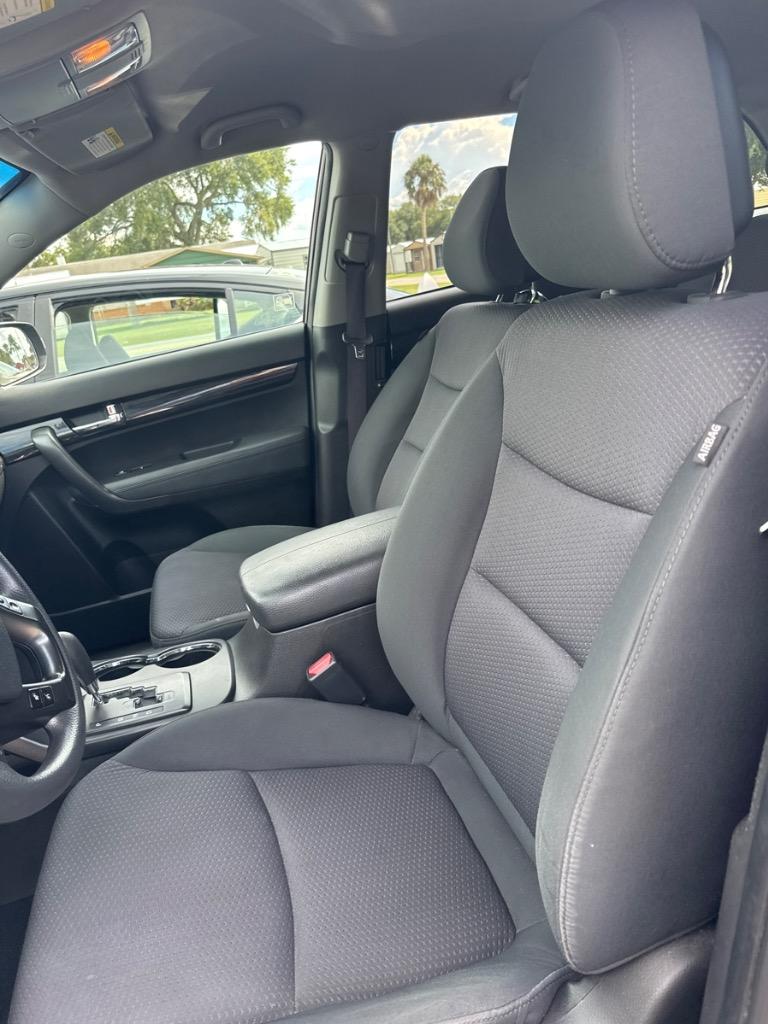 2010 Hyundai Elantra - $7,500