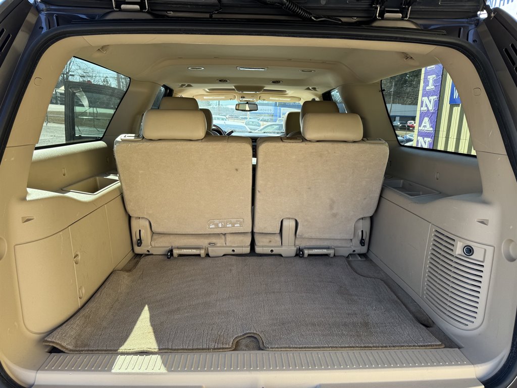 2013 Chevrolet Suburban LT 1500 photo