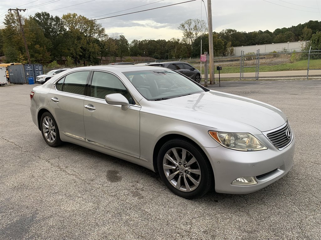 2007 Lexus LS - $10,995