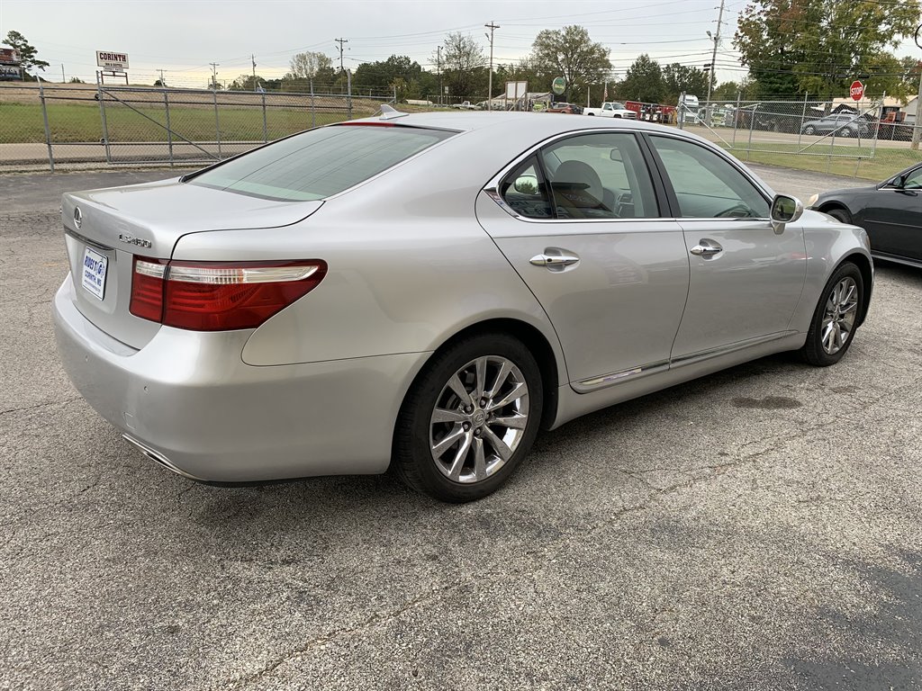 2007 Lexus LS - $10,995