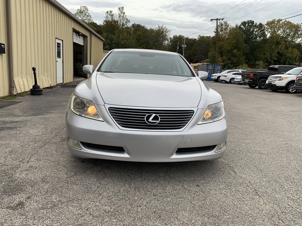 2007 Lexus LS - $10,995