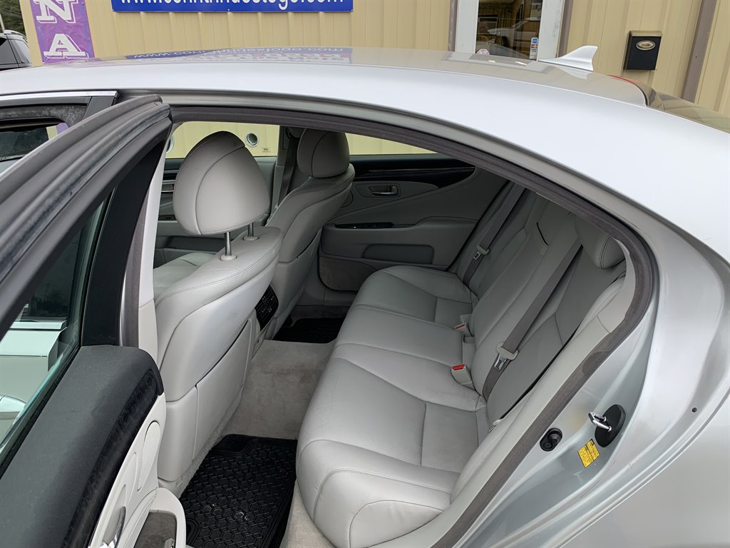 2007 Lexus LS - $10,995