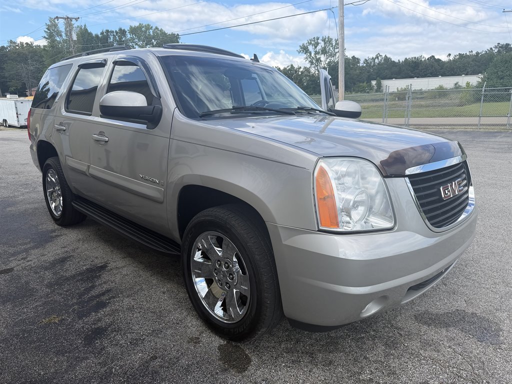 2008 GMC Yukon - $13,500