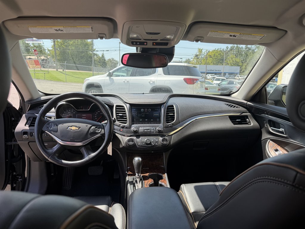 2014 Chevrolet Impala - $10,550