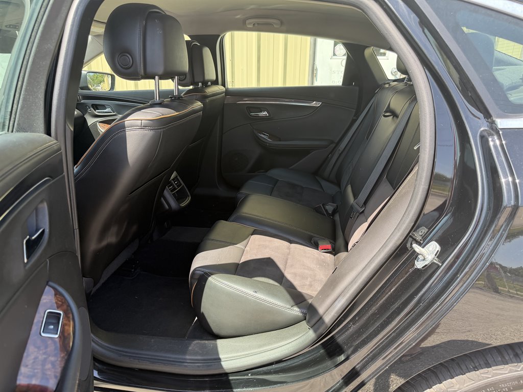 2014 Chevrolet Impala - $10,550