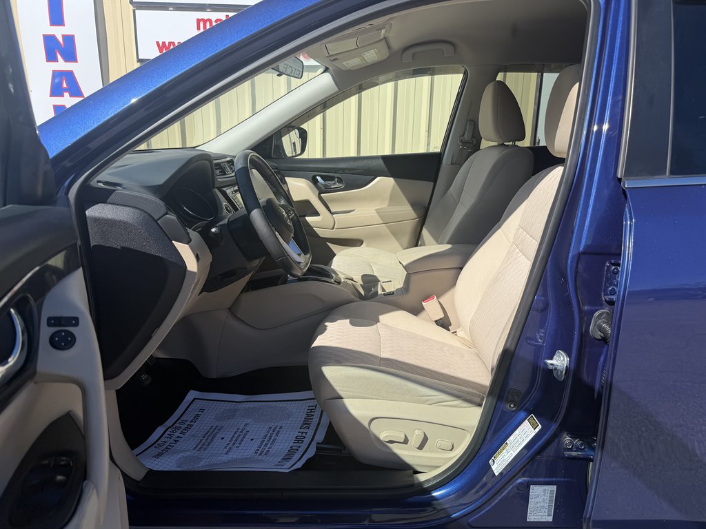 2017 Nissan Rogue - $10,995